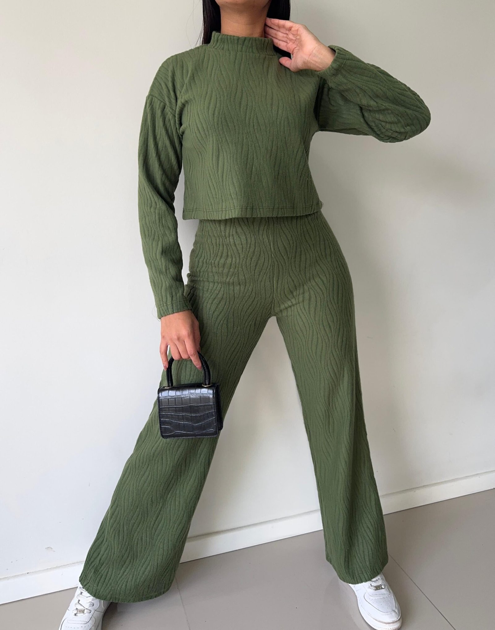 CONJUNTO JACKAR OFERTA SOLO VERDE
