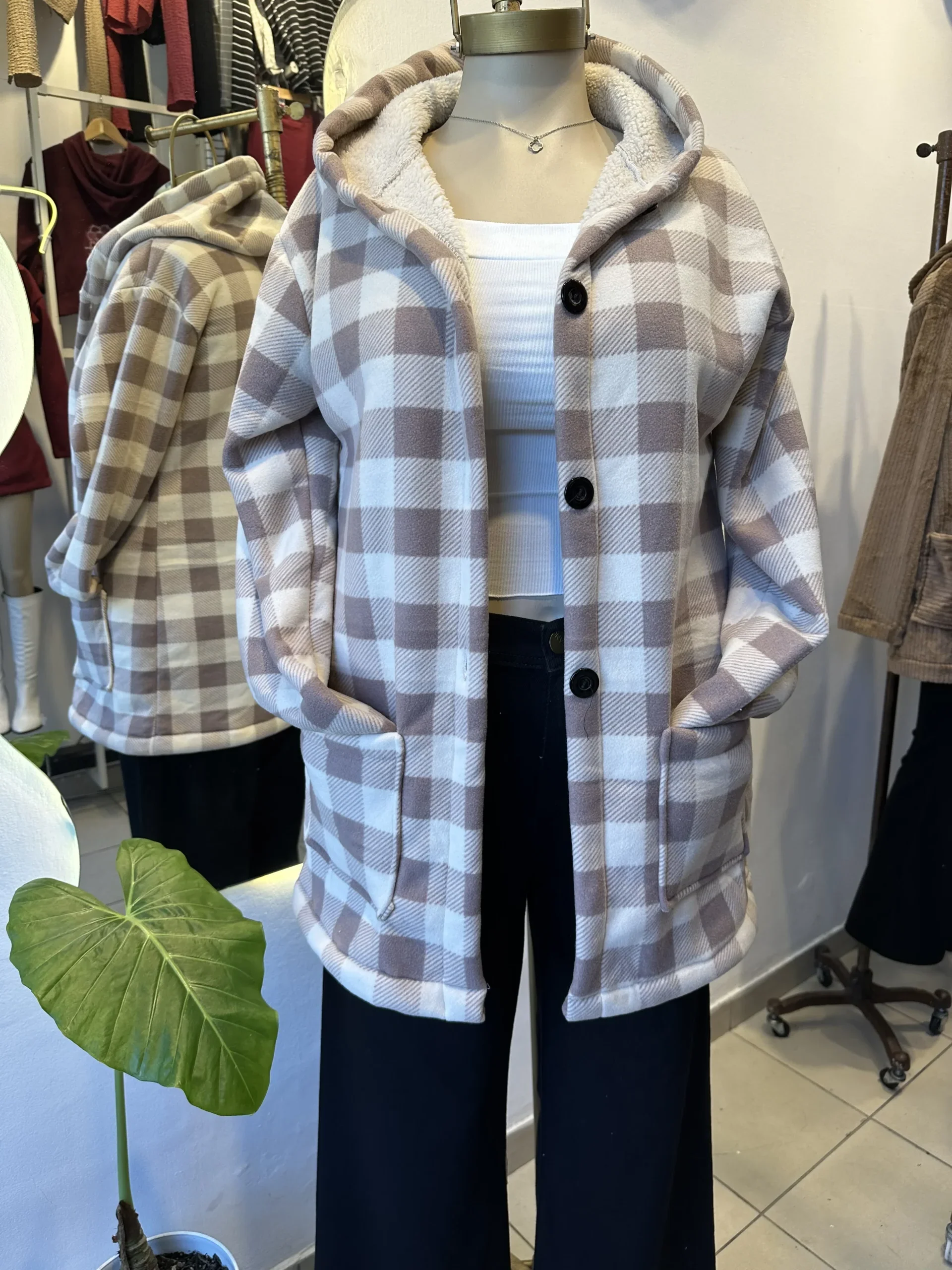 Alternative view of Campera Polar Especial