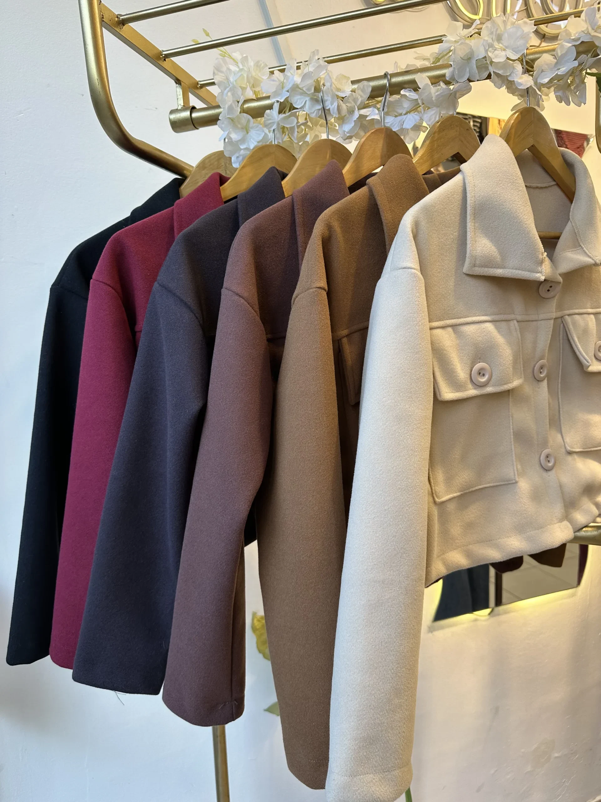 Alternative view of Chaqueta de paño